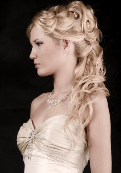 Прическа на свадьбу Невеста Катя (С5226) - Стилист-визажист Олеся Чорная