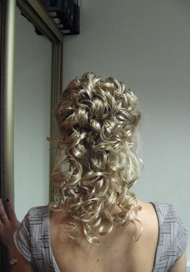 Прическа на свадьбу С12100 - Стилист-визажист Валентина