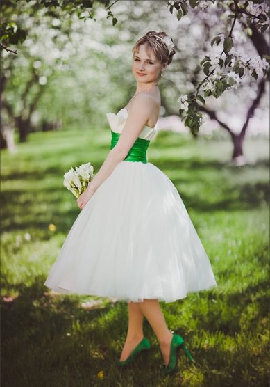 Прическа на свадьбу Немного весны (С12120) - Стилист-визажист Виктория Корсакова