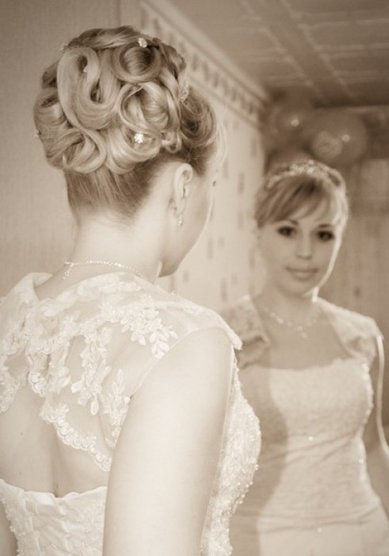 Прическа на свадьбу Голливудский стиль (С12132) - Стилист Анастасия Полякова