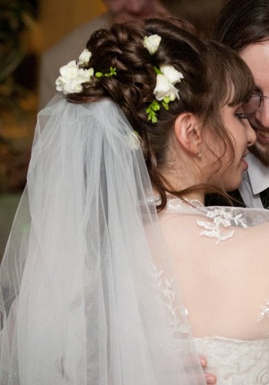 Свадебная прическа С12209 - Стилист-визажист Валентина