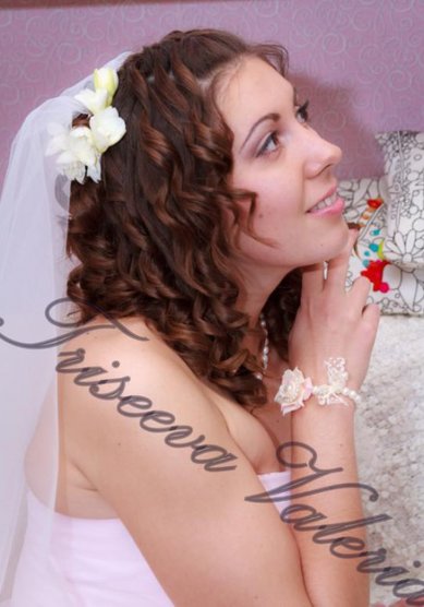 Прическа на свадьбу Т12472 - Стилист-визажист Валерия Трисеева