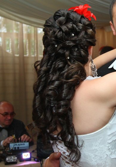 Прическа на свадьбу С12516 - Стилист-визажист Валентина