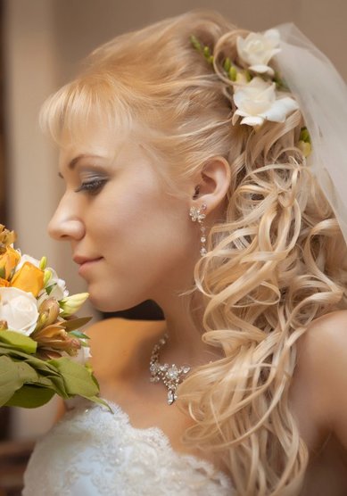 Свадебная прическа Нежность (С12523) - Стилист-визажист Виктория Корсакова