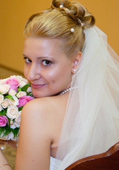 Свадебная прическа О13103 - Стилист-визажист Елена Олейник