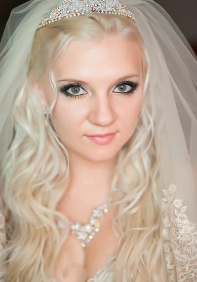 Прическа на свадьбу Мадонна (V13108) - Стилист Елена Левицкая