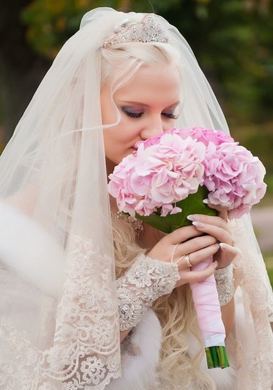 Свадебная прическа Мадонна (V13109) - Стилист Елена Левицкая