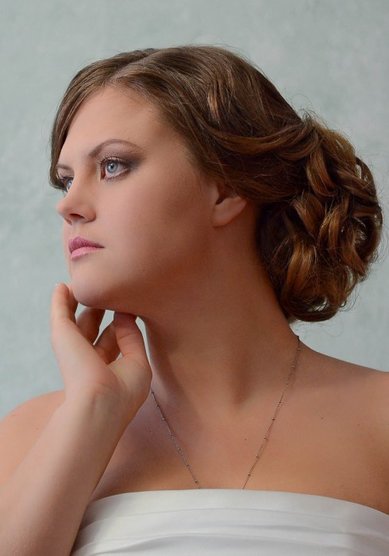 Свадебная прическа Низкий пучок (С14583) - Стилист Анастасия Полякова