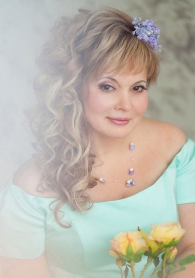 Прическа на свадьбу Сиреневый туман. (С14934) - Свадебный стилист-визажист Людмила Кубышкина...
