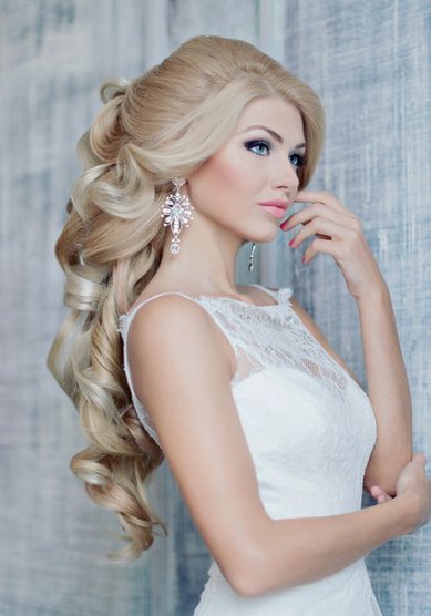 Свадебная прическа Греческая коса (W15915) - Агентство стилистов Websalon Wedding