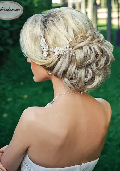 Прическа на свадьбу Собранная прическа (W15968) - Агентство стилистов Websalon Wedding