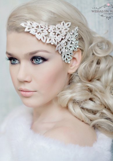 Свадебная прическа Собранная на один бок (W15997) - Агентство стилистов Websalon Wedding