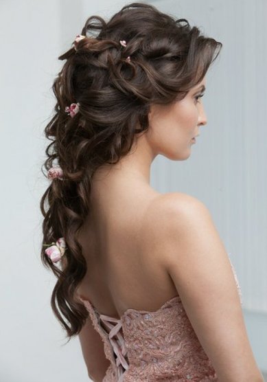 Прическа на свадьбу с прядями (В16030) - Студия свадебного стиля Веста