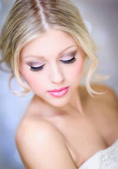 Свадебная прическа B16067 - Стилист-визажист Beauty catering Peggy Sue