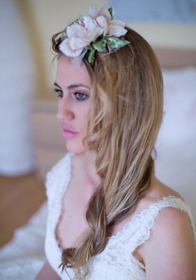 Свадебная прическа B16093 - Стилист-визажист Beauty catering Peggy Sue