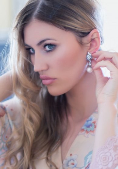 Прическа на свадьбу B16094 - Стилист-визажист Beauty catering Peggy Sue