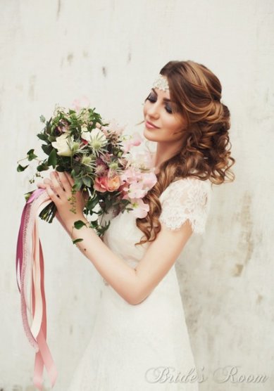 Свадебная прическа С16255 - Стилист-визажист Студия свадебных стилистов Bridesroom