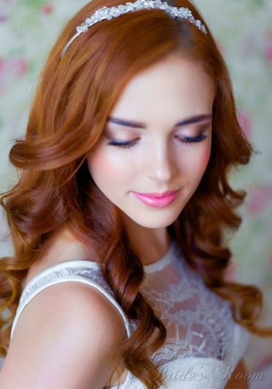 Прическа на свадьбу С16280 - Стилист-визажист Студия свадебных стилистов Bridesroom