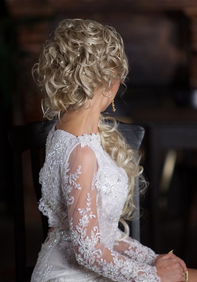 Прическа на свадьбу С16448 - Стилист Юлия Кузьмина
