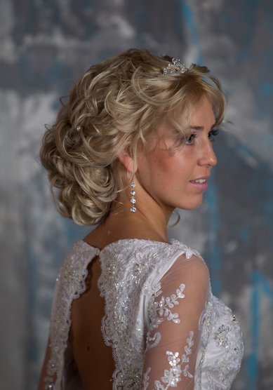 Прическа на свадьбу С16450 - Стилист Юлия Кузьмина