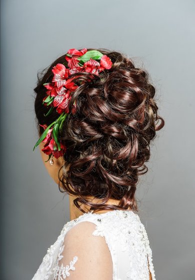 Прическа на свадьбу С16452 - Стилист Юлия Кузьмина
