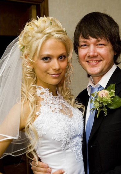 Свадебная прическа С16605 - Стилист Юлия Кузьмина