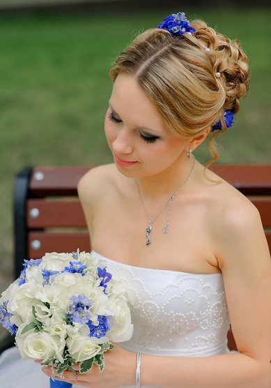 Прическа на свадьбу С16624 - стилист-визажист Мила Кузьмина