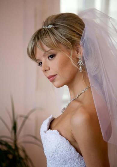 Свадебная прическа А17041 - Свадебный стилист Анна Крылова