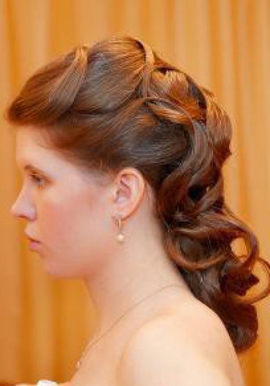 Свадебная прическа К17811 - Стилист-визажист Марина Кулагина