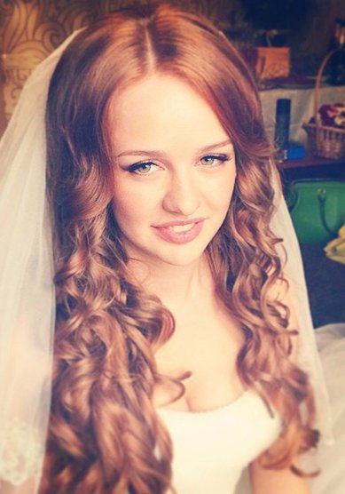 Свадебная прическа Локоны на свадьбу (В17903) - Студия свадебного стиля Веста