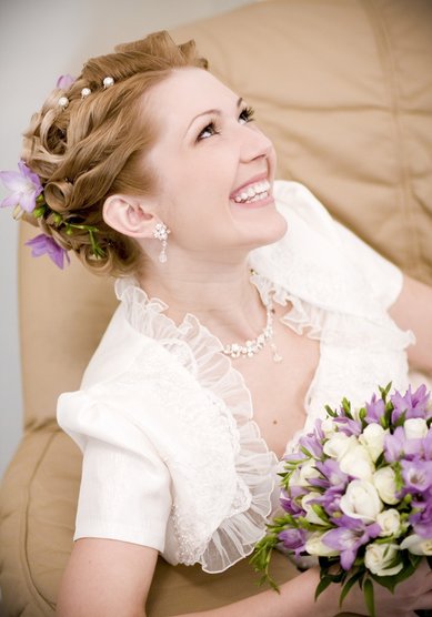 Прическа на свадьбу Нежная (П18118) - Стилист-визажист Елена Плетнер