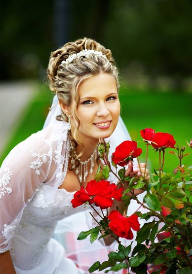 Прическа на свадьбу Прическа жгутики (П18192) - Стилист-визажист Елена Плетнер