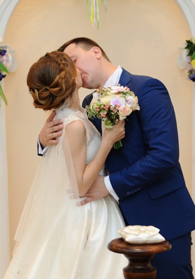 Прическа на свадьбу Djulia (V18456) - Стилист Елена Левицкая