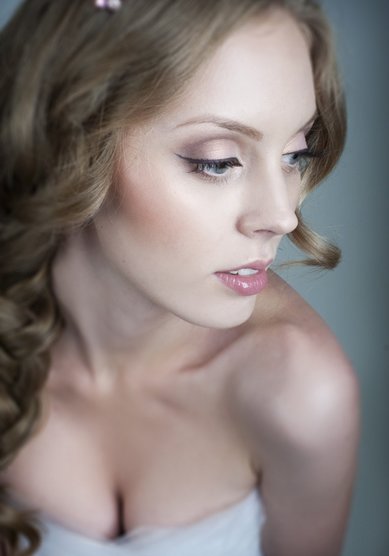 Образ невесты Свадебный макияж со стрелкой (М18874) - Стилист-визажист Москвичка