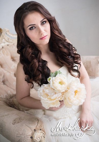 Свадебная прическа Локоны (М18889) - Стилист-визажист Москвичка