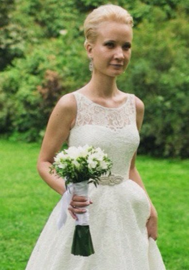 Прическа на свадьбу Статность (W18936) - Агентство свадебных стилистов и визажистов Wedding Up...