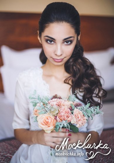 Свадебная прическа полураспущенные локоны (М18965) - Стилист-визажист Москвичка