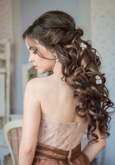 Свадебная прическа Эльфийская Мальвинка (B19369) - Стилист-визажист BridesDay