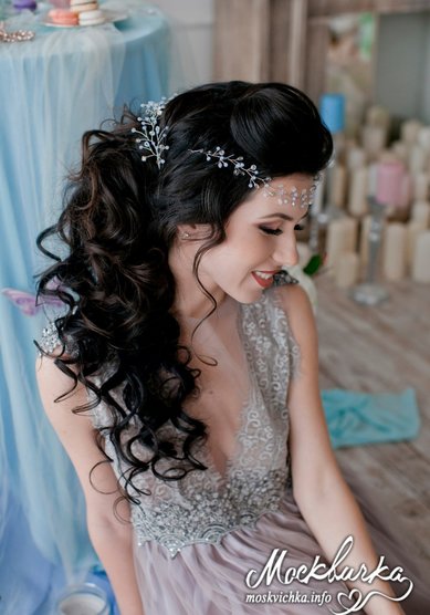 Свадебная прическа Асимметричный каскад (М19571) - Стилист-визажист Москвичка