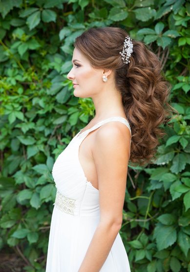 Прическа на свадьбу Хвост (М19580) - Стилист-визажист Москвичка