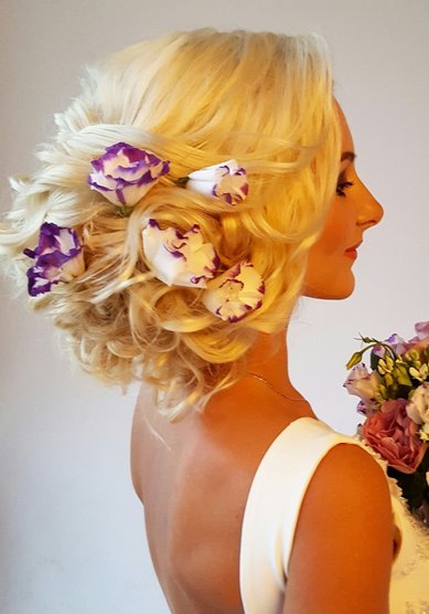 Свадебная прическа Фея (B19611) - Стилист-визажист BridesDay