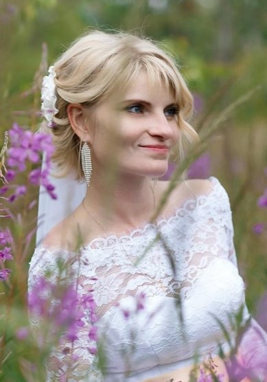 Свадебная прическа Л20075 - Стилист-визажист Лиза Золотая