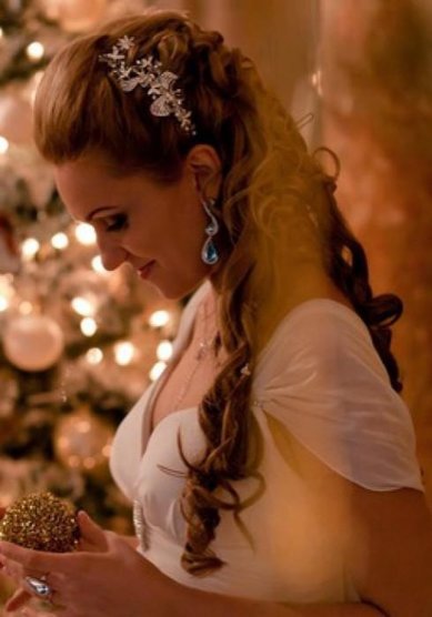 Прическа на свадьбу Л20104 - Стилист-визажист Лиза Золотая