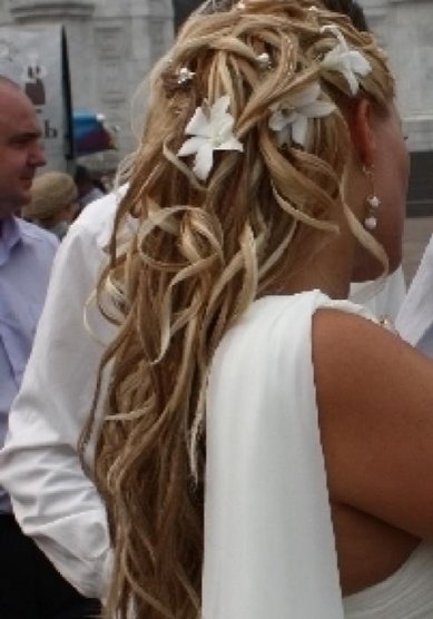 Прическа на свадьбу Легкая небрежность (Л20112) - Стилист-визажист Лиза Золотая