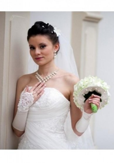 Прическа на свадьбу Ожидание (Л20132) - Стилист-визажист Лиза Золотая