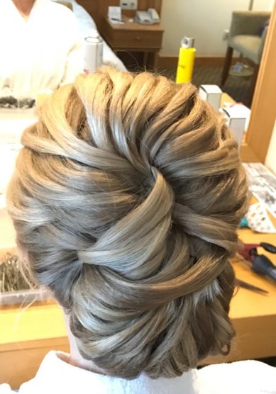 Прическа на свадьбу С21342 - Стилист-визажист Евгения Григорьева