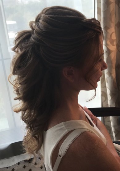 Прическа на свадьбу С21344 - Стилист-визажист Евгения Григорьева