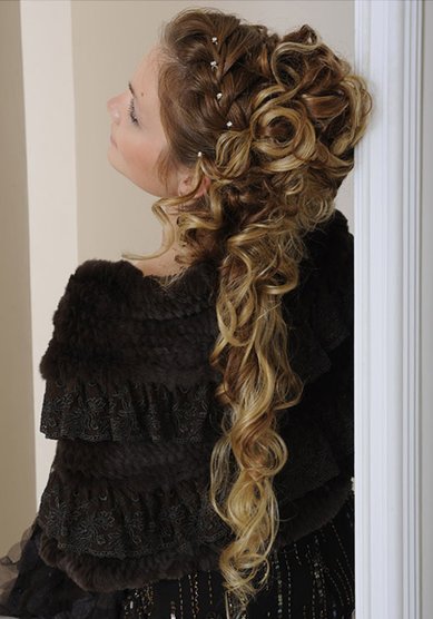 Прическа на свадьбу Рапсодия (С3134) - Стилист Юлия Кузьмина