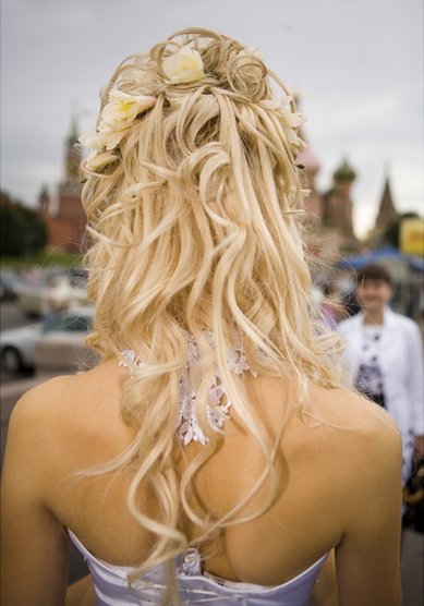 Прическа на свадьбу С6704 - Стилист Юлия Кузьмина