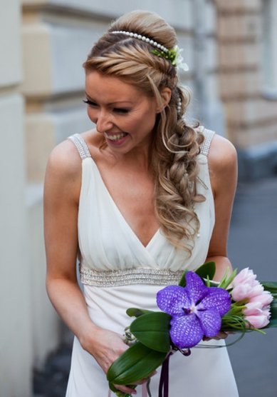 Прическа на свадьбу О8506 - студия красоты Лето